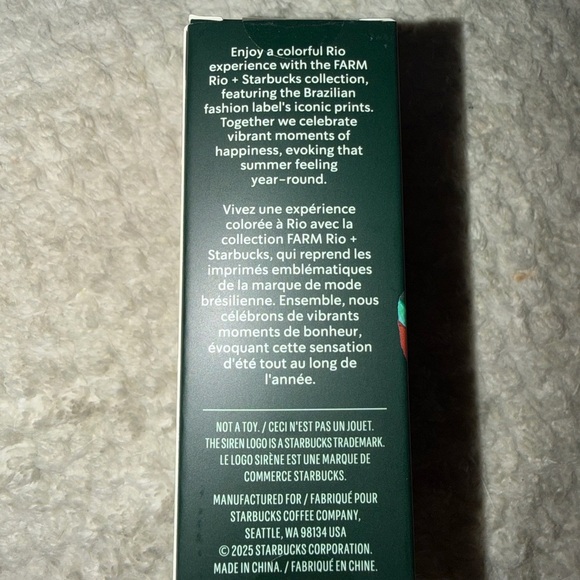 FARM Rio Vibrant Floral Key Chain - Picture 2 of 3